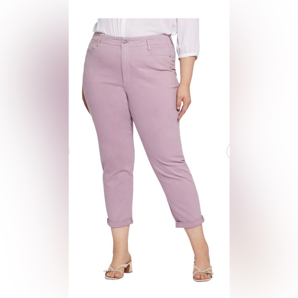 NYDJ Girlfriend Jeans With Lift Tuck Lavender taro Cuffed Women Size 26W NEW
